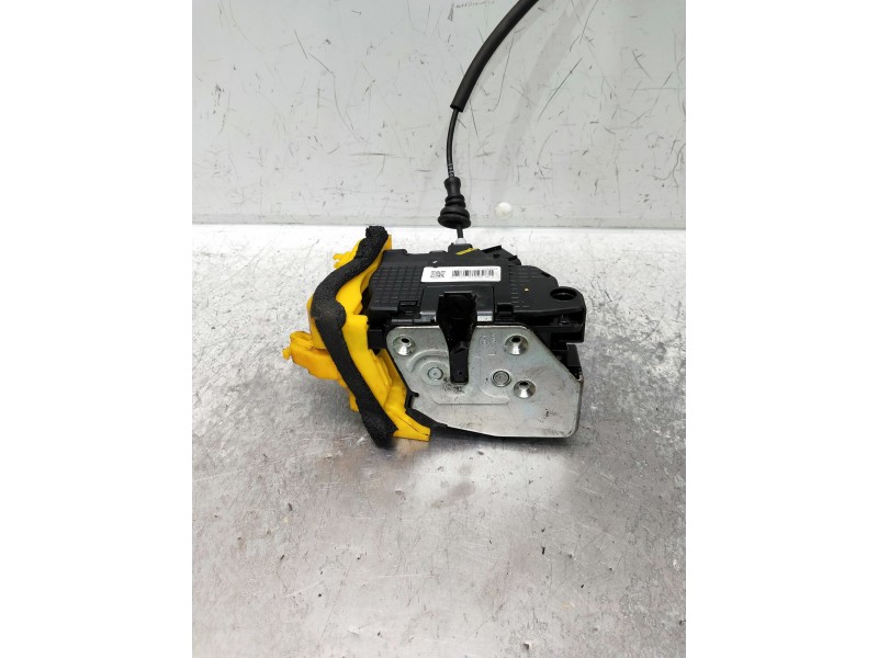 Recambio de motor cierre centralizado delantero izquierdo para kia ceed referencia OEM IAM 81310A2400  5P