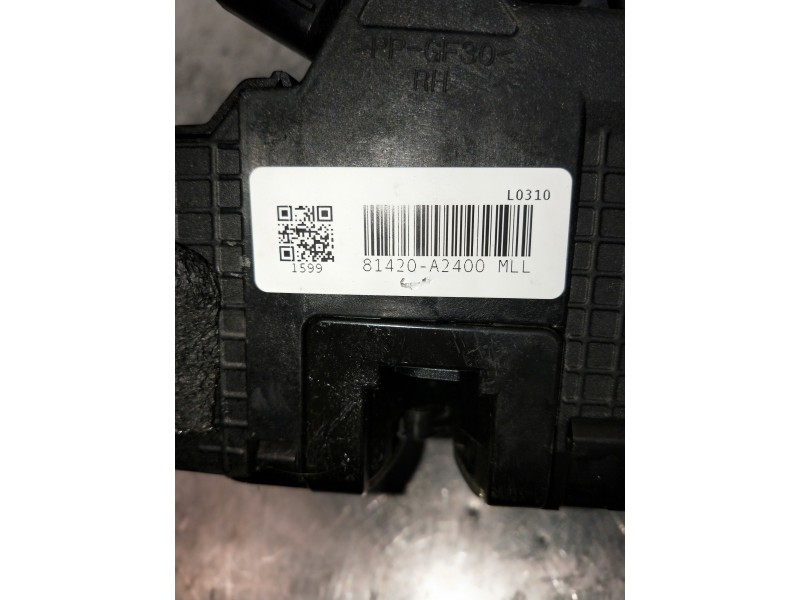 Recambio de motor cierre centralizado trasero derecho para kia ceed referencia OEM IAM 81420A2400  5P