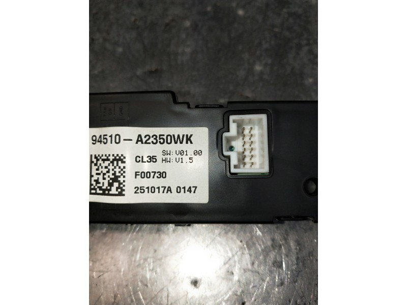 Recambio de pantalla multifuncion para kia ceed referencia OEM IAM 94510A2350WK 2510117A0147 