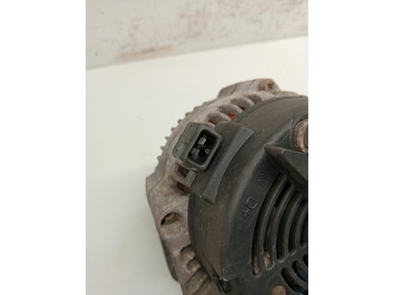 Recambio de alternador para audi a3 (8l) referencia OEM IAM 0123320034 037903025C 