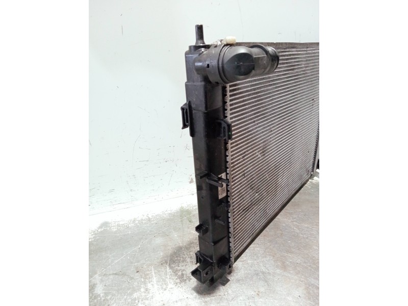 Recambio de radiador agua para kia ceed referencia OEM IAM  R200ATBFA0 A20049961