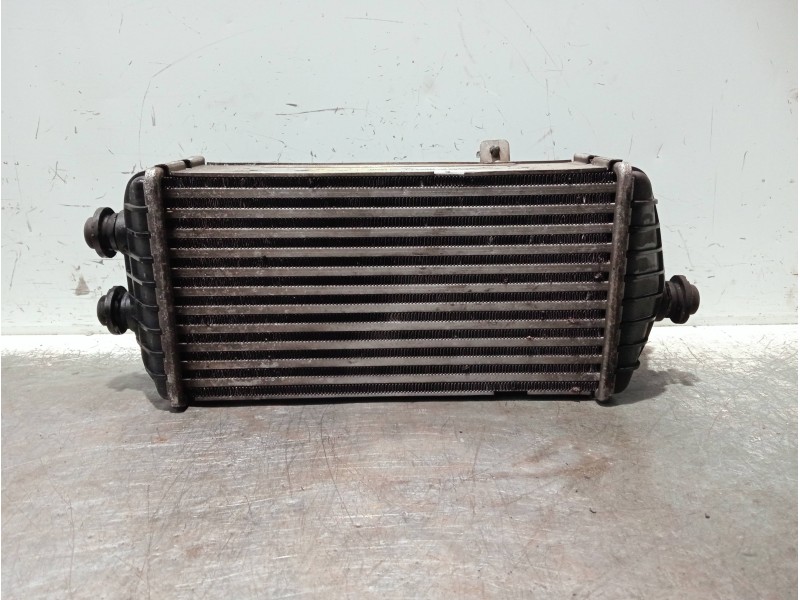 Recambio de intercooler para kia ceed referencia OEM IAM 282702A570  