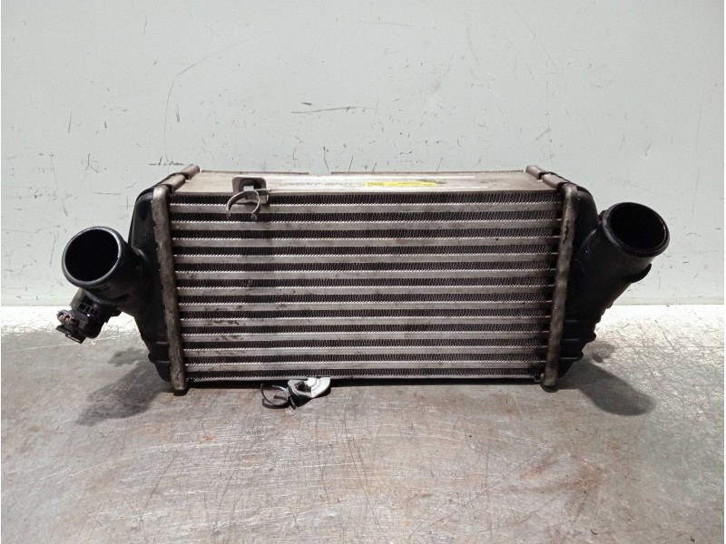 Recambio de intercooler para kia ceed referencia OEM IAM 282702A570  