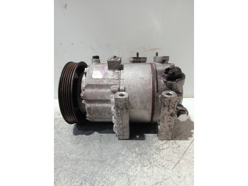 Recambio de compresor aire acondicionado para kia ceed referencia OEM IAM CA500JDCCB01  