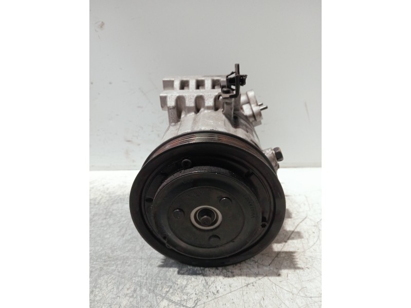 Recambio de compresor aire acondicionado para kia ceed referencia OEM IAM CA500JDCCB01  