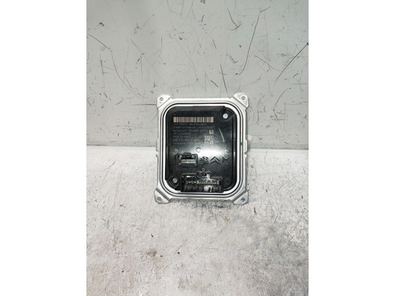 Recambio de centralita faros xenon para peugeot 308 referencia OEM IAM 9843194480 A3C0003441400 