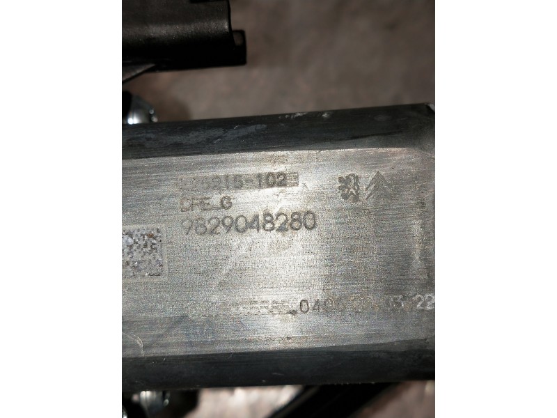 Recambio de elevalunas delantero izquierdo para peugeot 308 referencia OEM IAM 9830815080 9829048280 5P