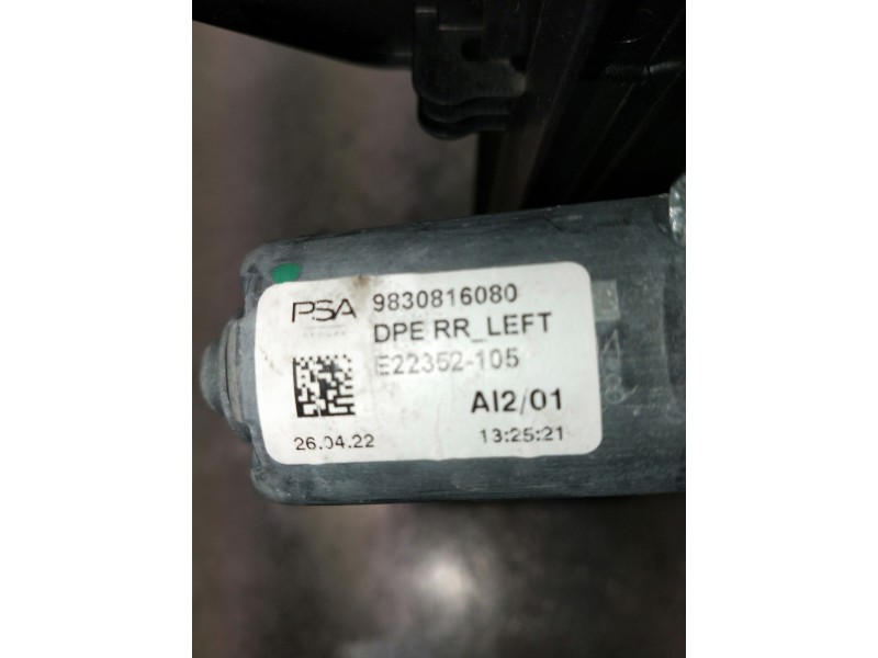 Recambio de elevalunas trasero izquierdo para peugeot 308 referencia OEM IAM 9830816080  5P