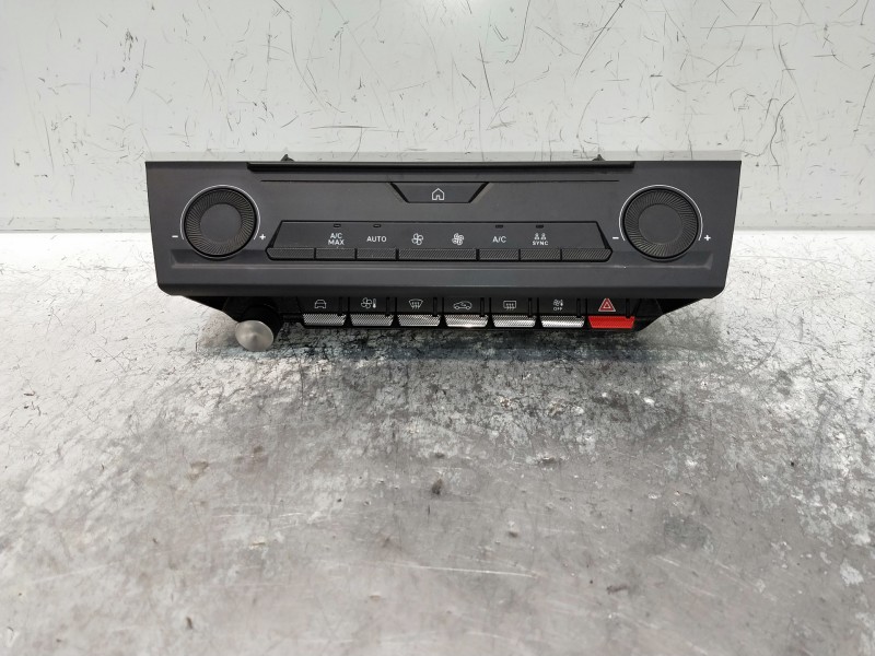 Recambio de mando calefaccion / aire acondicionado para peugeot 308 referencia OEM IAM 98350205ZD  