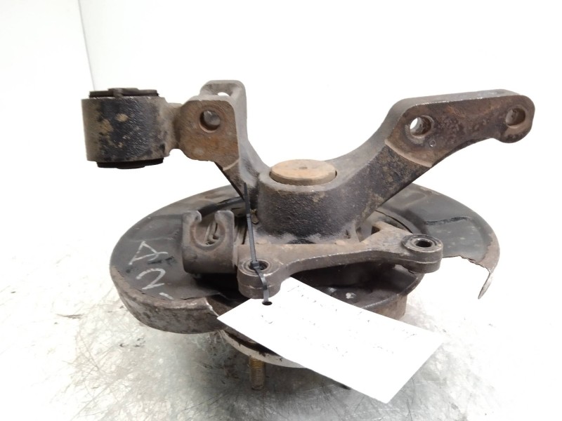 Recambio de mangueta trasera izquierda para hyundai tucson (jm) 2.0 crdi comfort referencia OEM IAM   