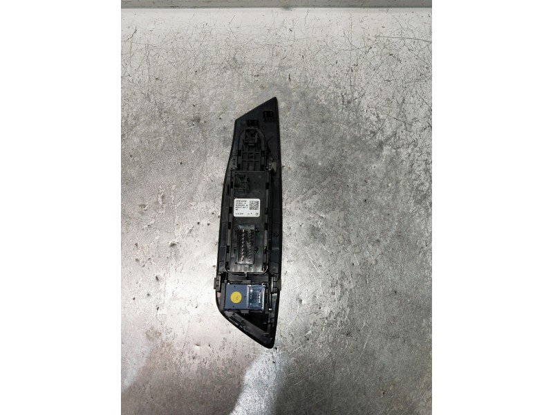 Recambio de mando elevalunas delantero izquierdo para peugeot 308 referencia OEM IAM 98349233ZD  5P