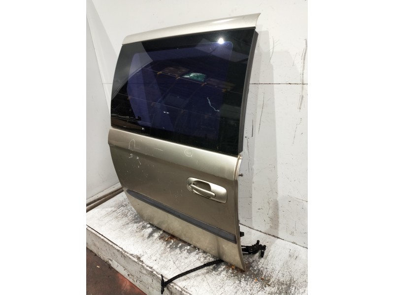 Recambio de puerta lateral corredera derecha para chrysler voyager (rg) referencia OEM IAM   5P