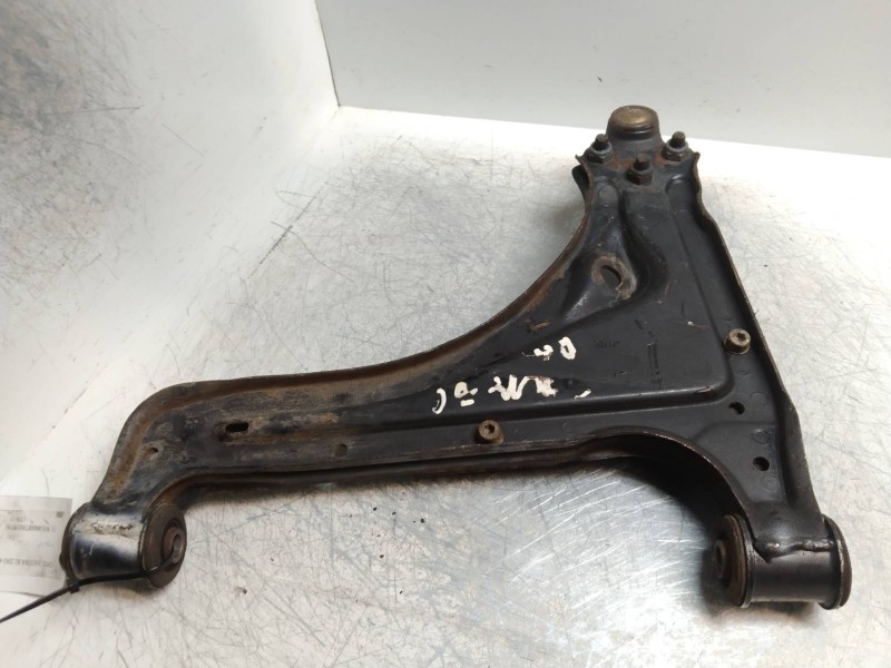 Recambio de brazo suspension inferior delantero derecho para opel ascona c 2.0 referencia OEM IAM   