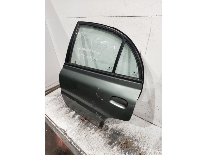 Recambio de puerta trasera izquierda para kia rio referencia OEM IAM   4P