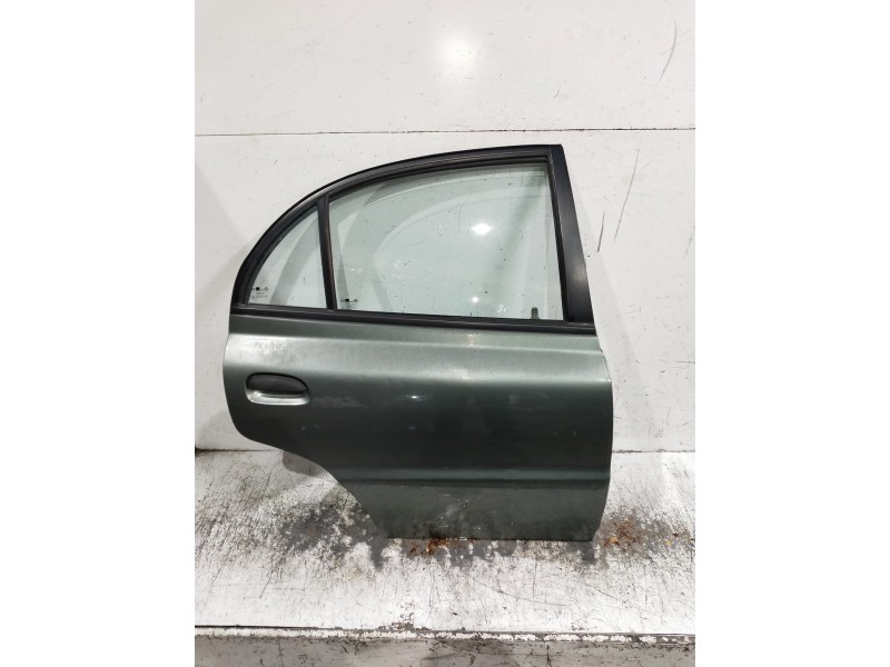 Recambio de puerta trasera derecha para kia rio referencia OEM IAM   4P