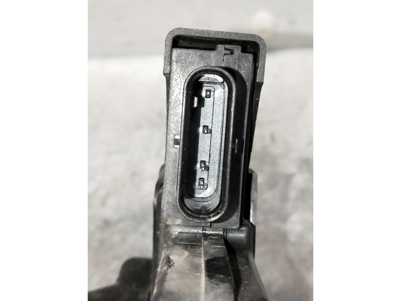 Recambio de motor cierre centralizado trasero derecho para peugeot 308 referencia OEM IAM 9835418280 36000235M01 5P