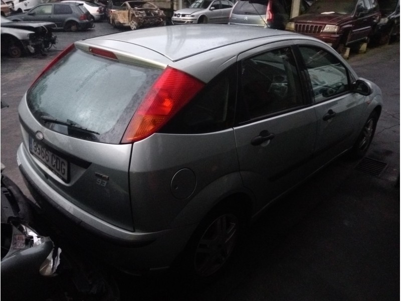 ford focus berlina (cak) del año 2003