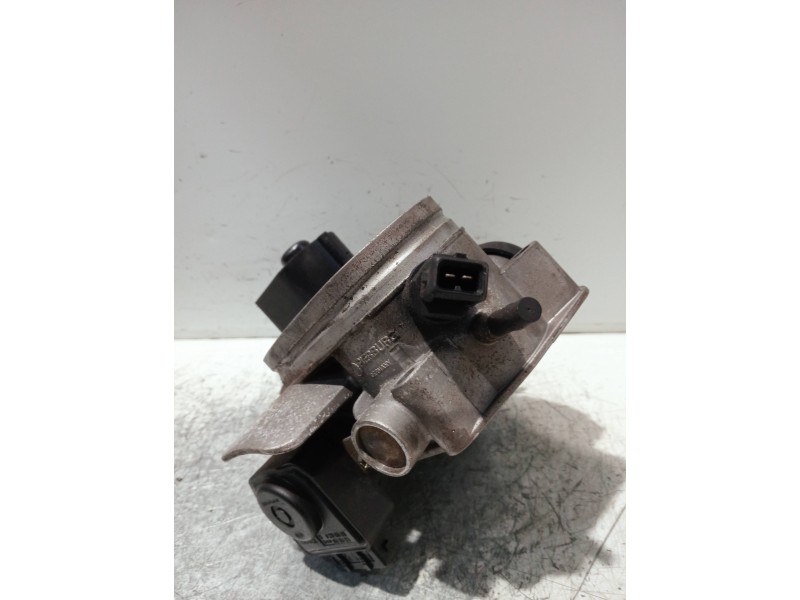 Recambio de caja mariposa para audi a8 (d2) referencia OEM IAM 077133063AE  