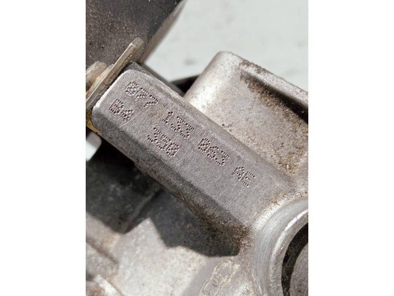 Recambio de caja mariposa para audi a8 (d2) referencia OEM IAM 077133063AE  