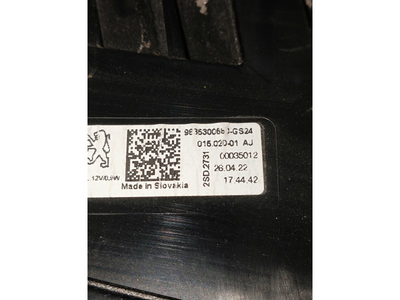 Recambio de piloto trasero izquierdo interior para peugeot 308 referencia OEM IAM 9835300680  