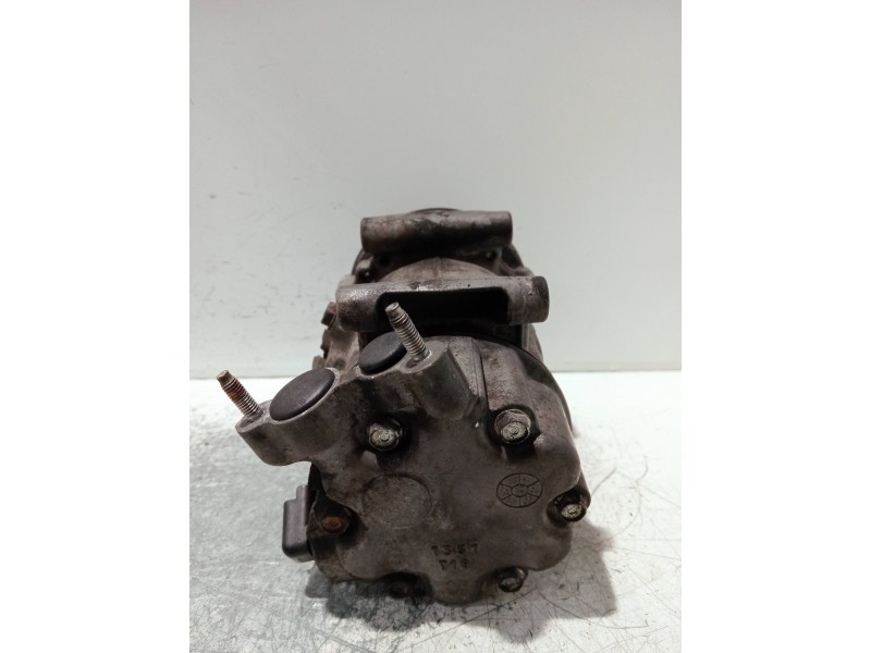 Recambio de compresor aire acondicionado para peugeot 308 referencia OEM IAM 9659875780  