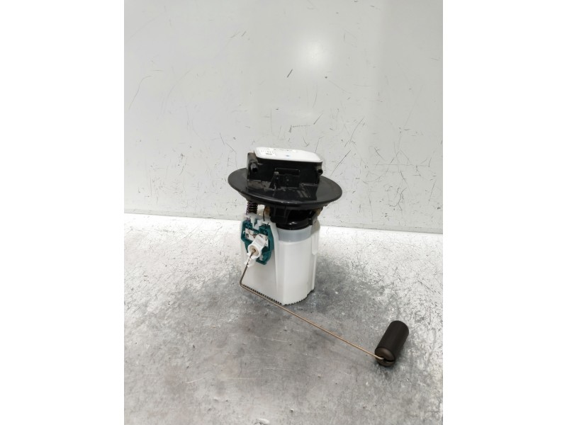 Recambio de bomba combustible para peugeot 308 referencia OEM IAM 28676953 28668619 9834087480
