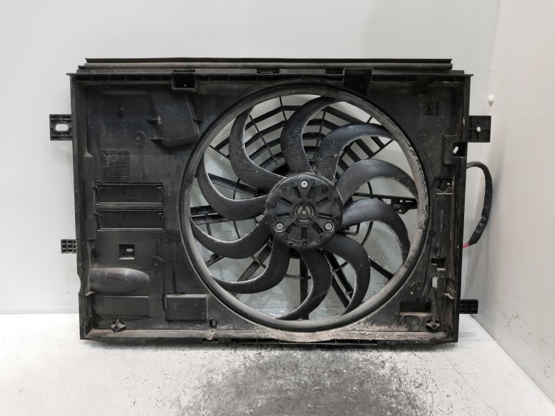 Recambio de electroventilador para peugeot 308 referencia OEM IAM 9836490780  