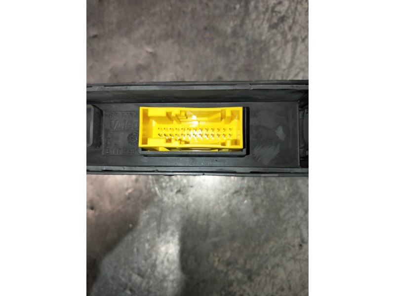 Recambio de modulo electronico para peugeot 308 referencia OEM IAM 9848049380 E288095 