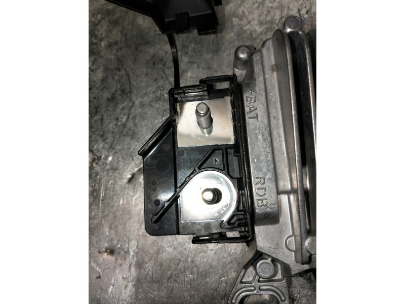 Recambio de modulo electronico para peugeot 308 referencia OEM IAM 9849272280 0135240322 