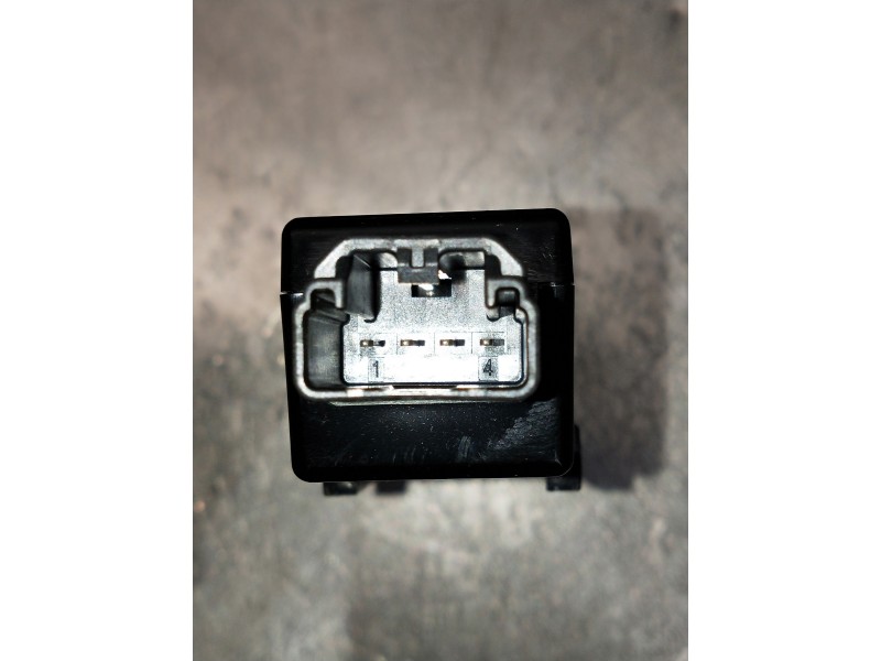 Recambio de modulo electronico para peugeot 308 referencia OEM IAM 9841967280  