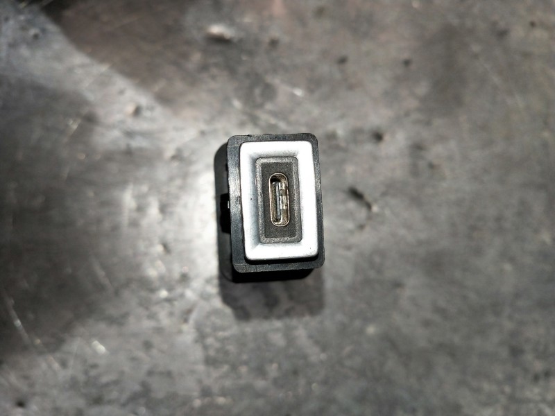 Recambio de modulo electronico para peugeot 308 referencia OEM IAM 98483947VV 984839880 