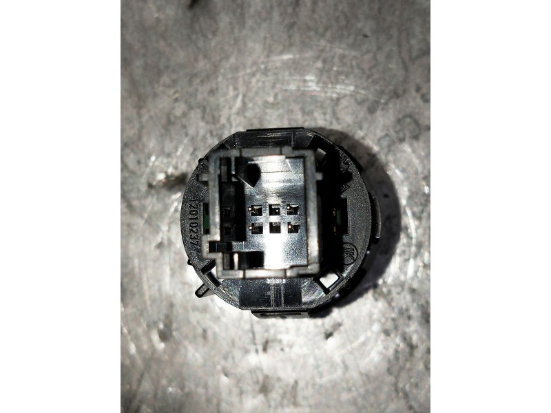 Recambio de modulo electronico para peugeot 308 referencia OEM IAM 9827705180  START STOP