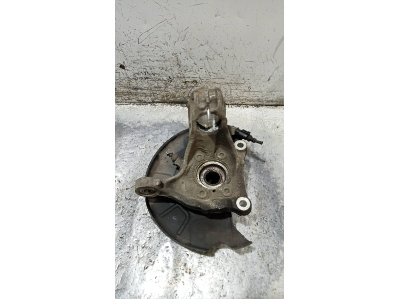 Recambio de mangueta delantera izquierda para volkswagen passat berlina (3c2) highline referencia OEM IAM   
