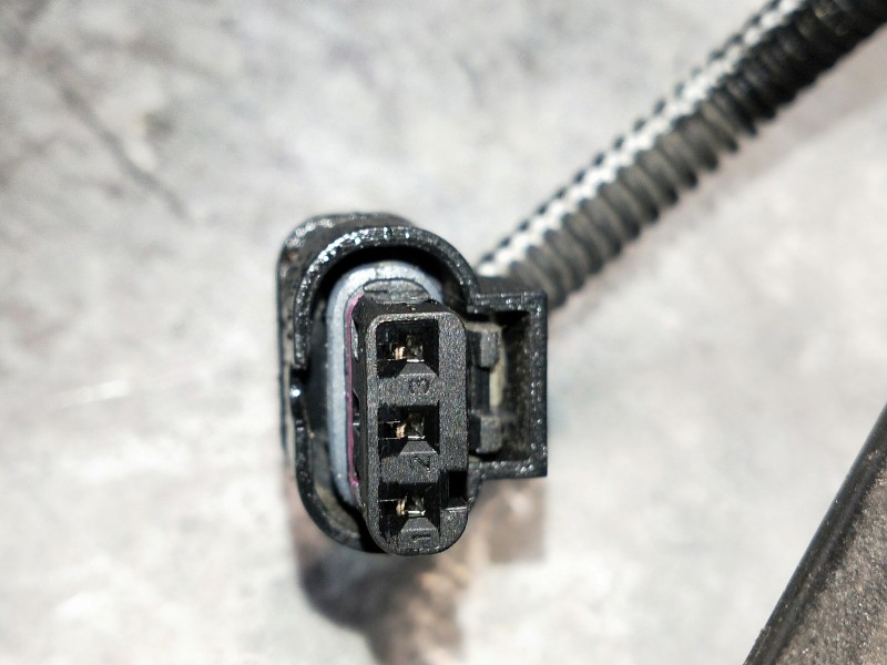 Recambio de tapa exterior combustible para peugeot 308 referencia OEM IAM 9836019180 9835406380 