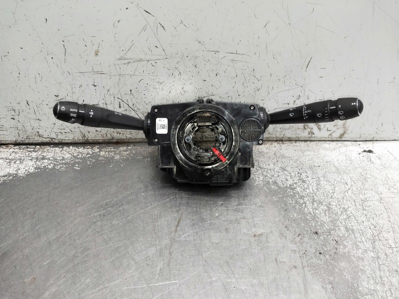 Recambio de kit airbag para peugeot 308 referencia OEM IAM 9850344180 680011000 OJO VER FOTOS DOS TRES PATILLAS ROTAS