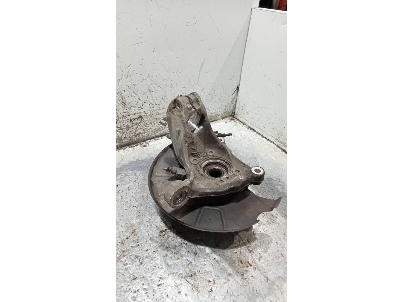 Recambio de mangueta delantera izquierda para volkswagen passat berlina (3c2) highline referencia OEM IAM   