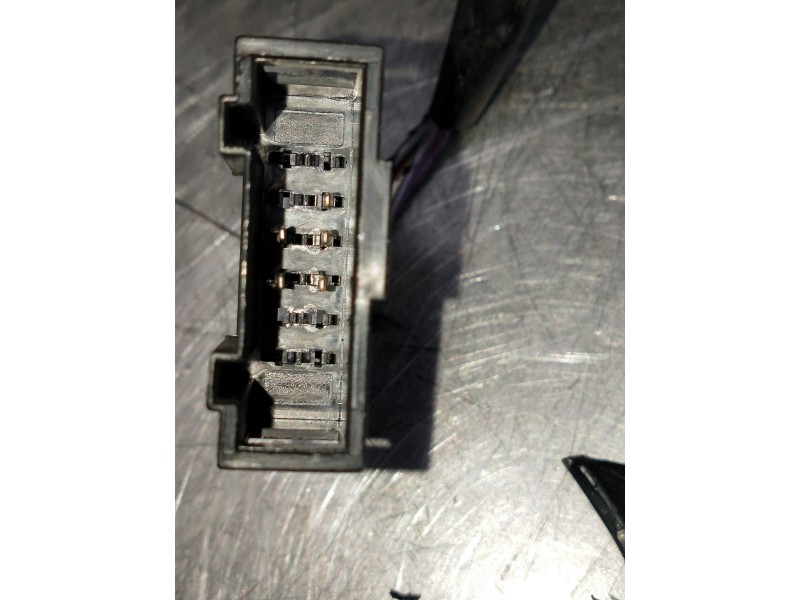 Recambio de retrovisor derecho para volkswagen golf iv berlina (1j1) referencia OEM IAM   