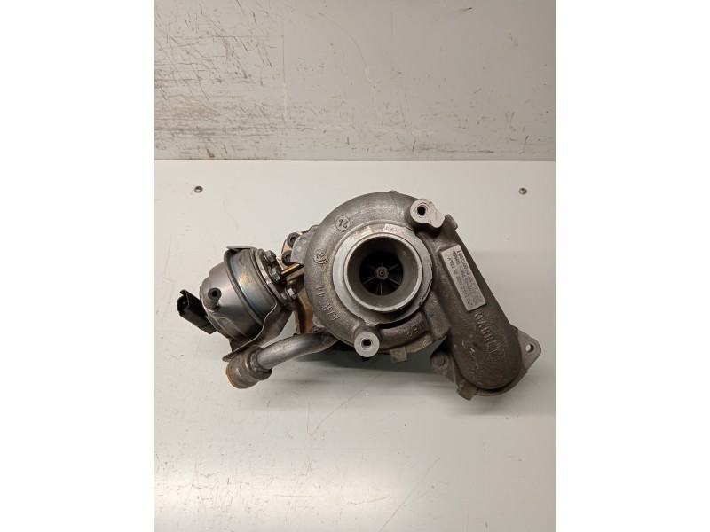 Recambio de turbocompresor para ford focus lim. (cb8) ambiente referencia OEM IAM 9686120680 8062912 