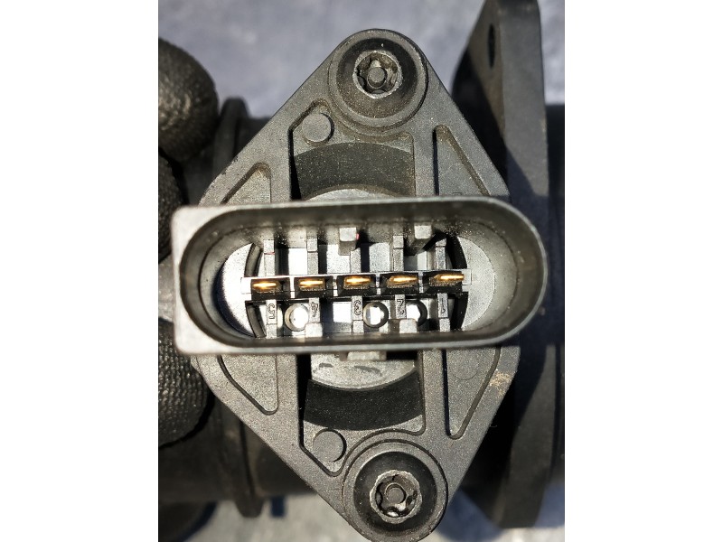 Recambio de caudalimetro para volkswagen golf iv berlina (1j1) referencia OEM IAM 0281002757 038906461C 