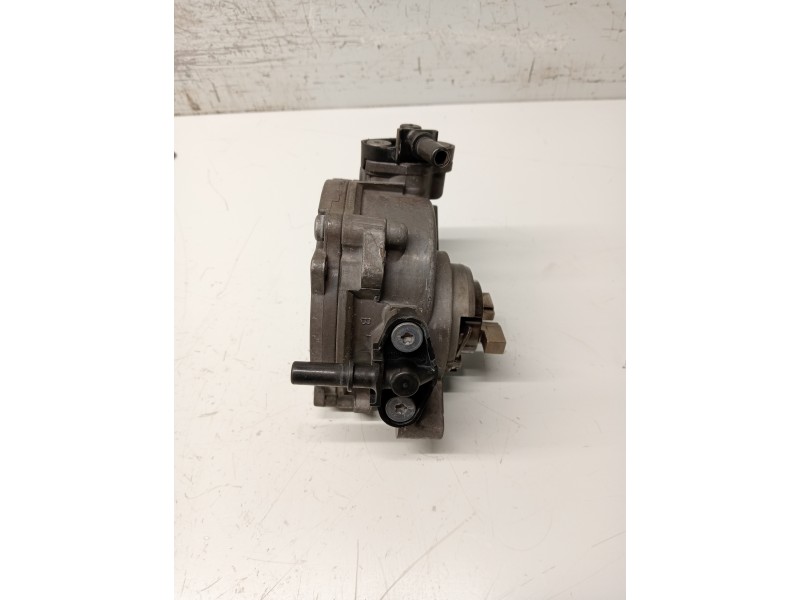 Recambio de depresor freno / bomba vacio para ford focus lim. (cb8) ambiente referencia OEM IAM 9804021880  