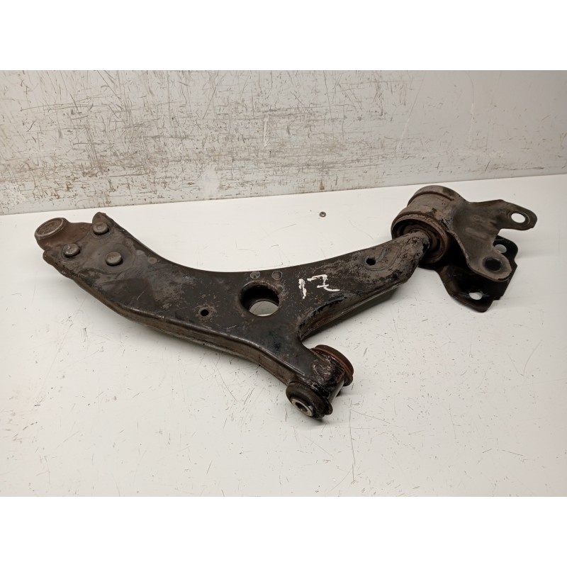Recambio de brazo suspension inferior delantero izquierdo para ford focus lim. (cb8) ambiente referencia OEM IAM   