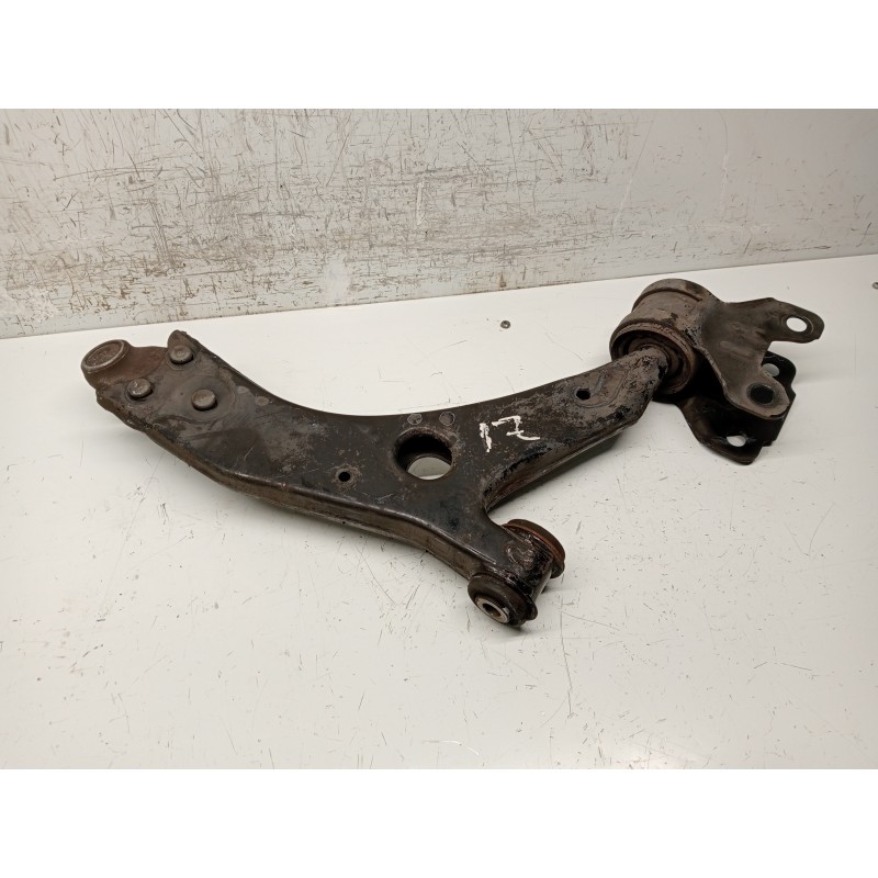 Recambio de brazo suspension inferior delantero izquierdo para ford focus lim. (cb8) ambiente referencia OEM IAM   
