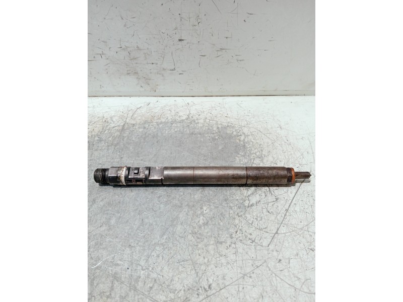 Recambio de inyector para ssangyong actyon 2.0 td cat referencia OEM IAM EJBR04501D A664017 