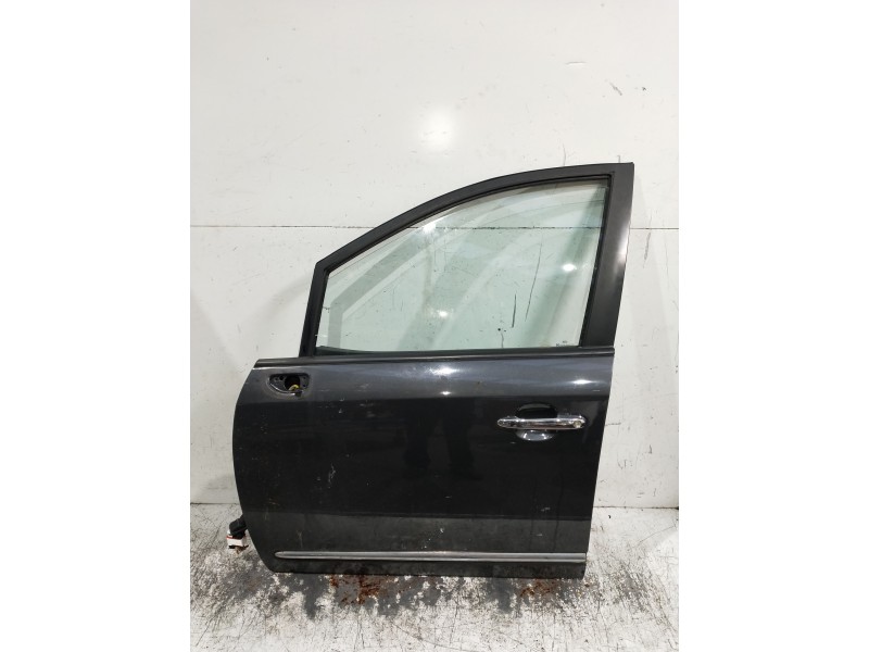 Recambio de puerta delantera izquierda para kia carens (un) referencia OEM IAM   5P