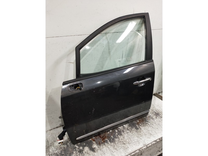 Recambio de puerta delantera izquierda para kia carens (un) referencia OEM IAM   5P
