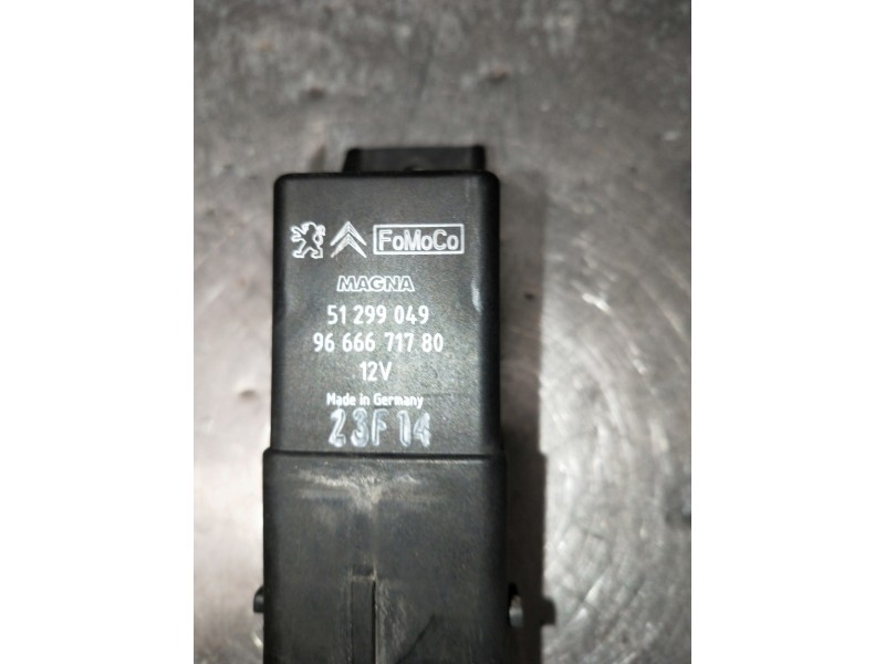 Recambio de caja precalentamiento para ford focus lim. (cb8) ambiente referencia OEM IAM 51299049  