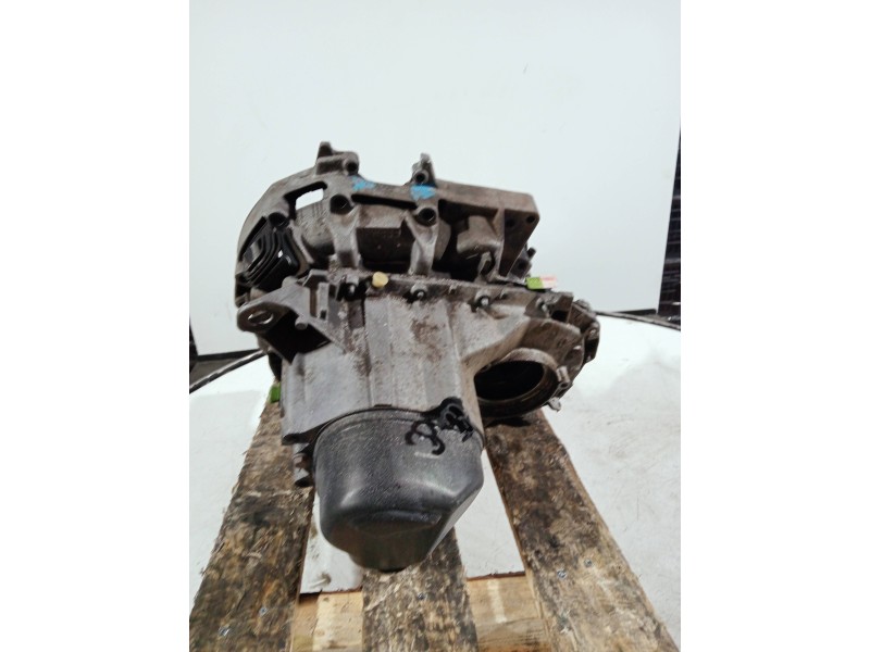 Recambio de caja cambios para renault 9 1.4 gtl avenue referencia OEM IAM JB5009 S070563 5V