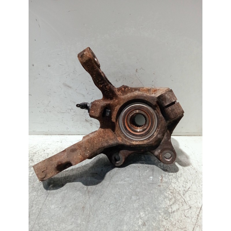 Recambio de mangueta delantera derecha para renault clio ii fase ii (b/cb0) referencia OEM IAM   