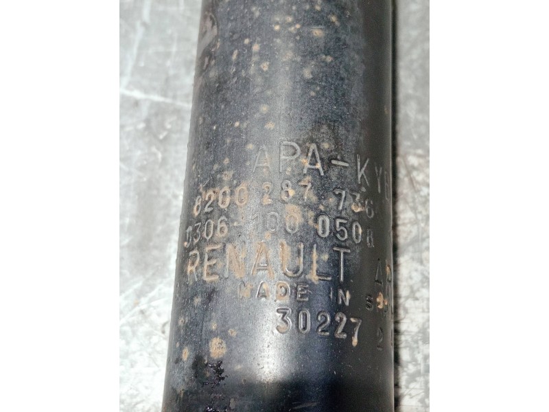 Recambio de amortiguador trasero izquierdo para renault clio ii fase ii (b/cb0) referencia OEM IAM 8200287736 03061000508 
