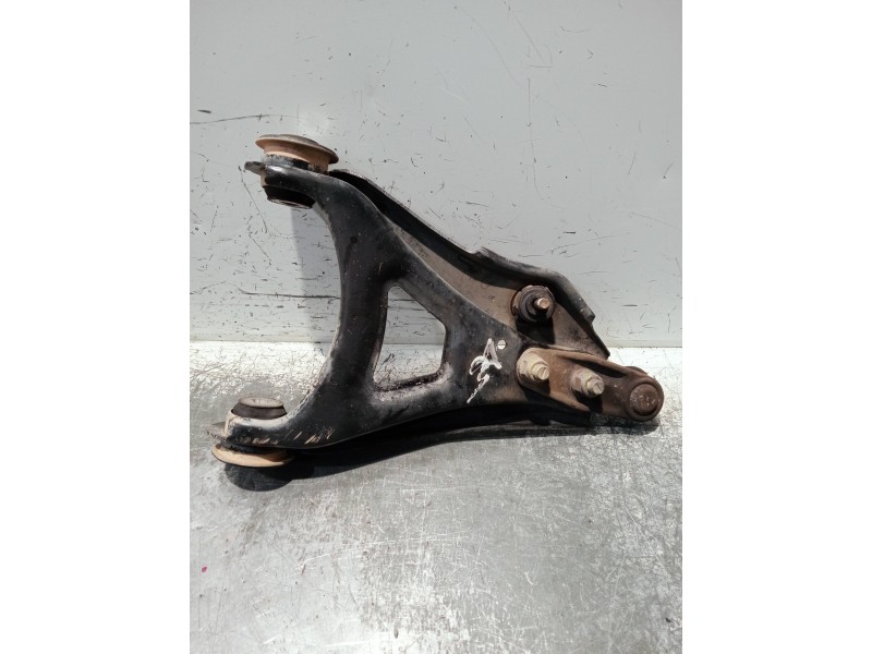Recambio de brazo suspension inferior delantero derecho para renault clio ii fase ii (b/cb0) referencia OEM IAM   